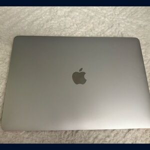 Apple MacBook - Sleek Silver Finish